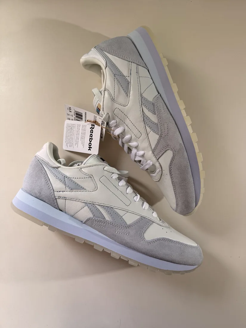 Reebok Classic Leather Whim Golf Precious Cargo · White and Sky blue