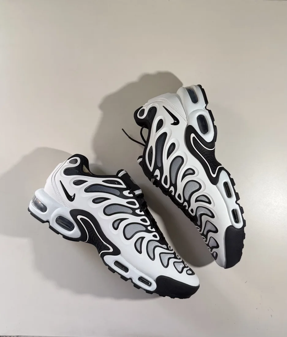 Nike Air Max Plus Drift · Metallic Silver/Black